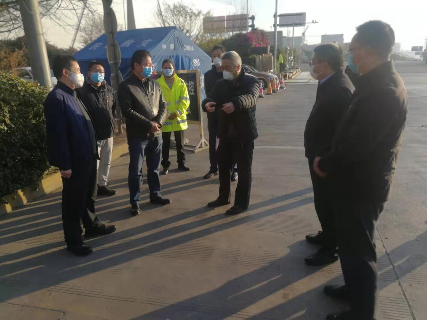 交投集团副总经理汪伦一行对攀西公司疫情防控工作进行督导1.png