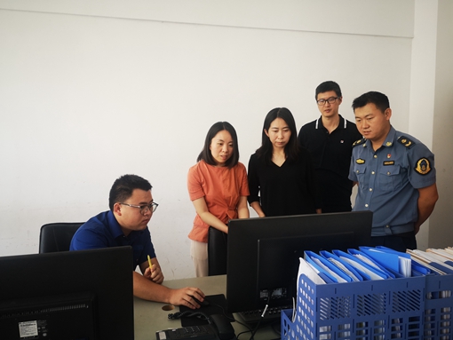 C:\Users\Administrator\Desktop\云南.jpg